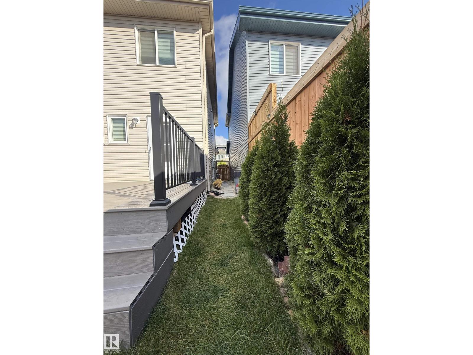 6283 176 Av Nw Property Photo 32