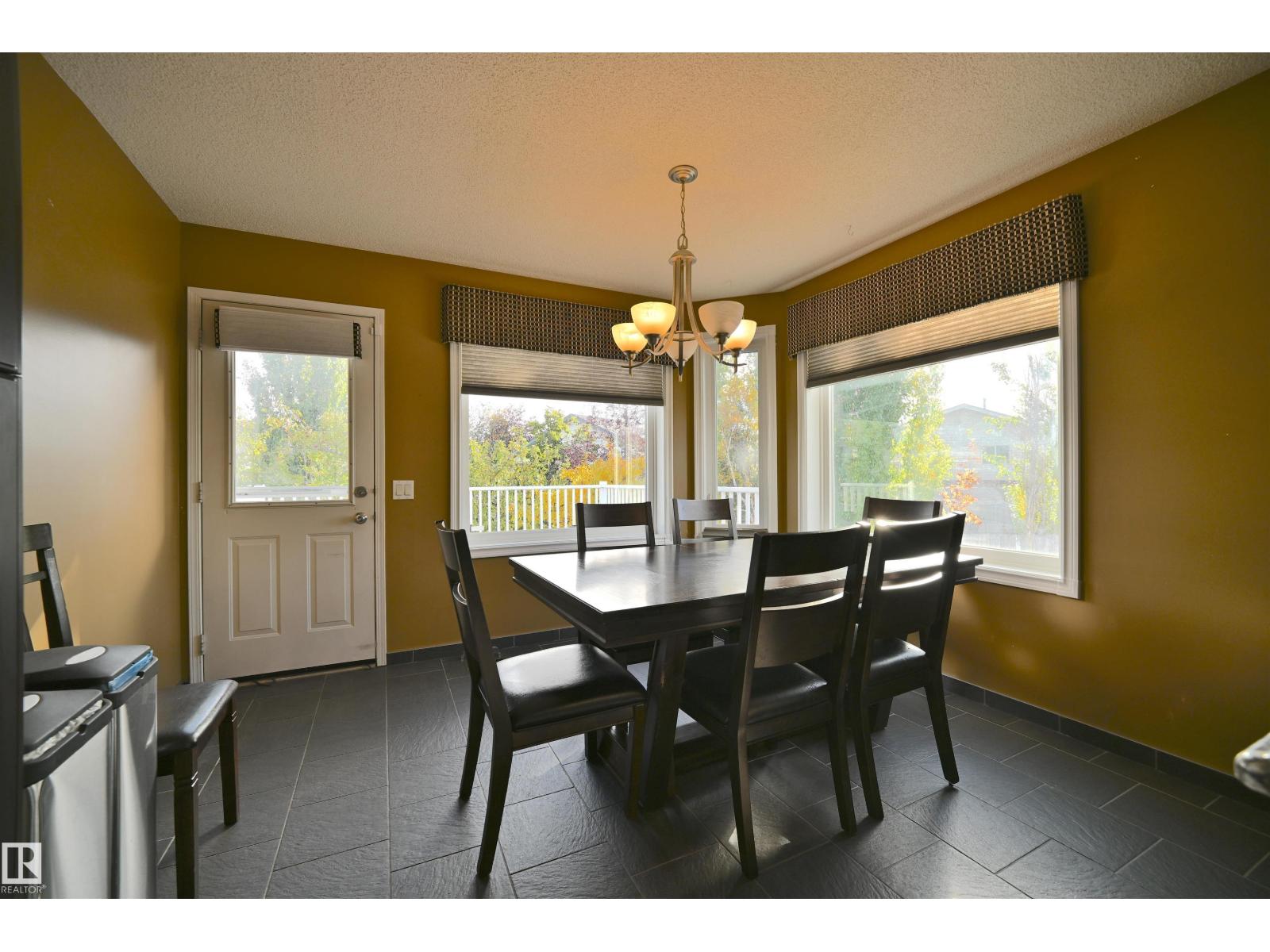 5304 155 Av Nw Property Photo 13