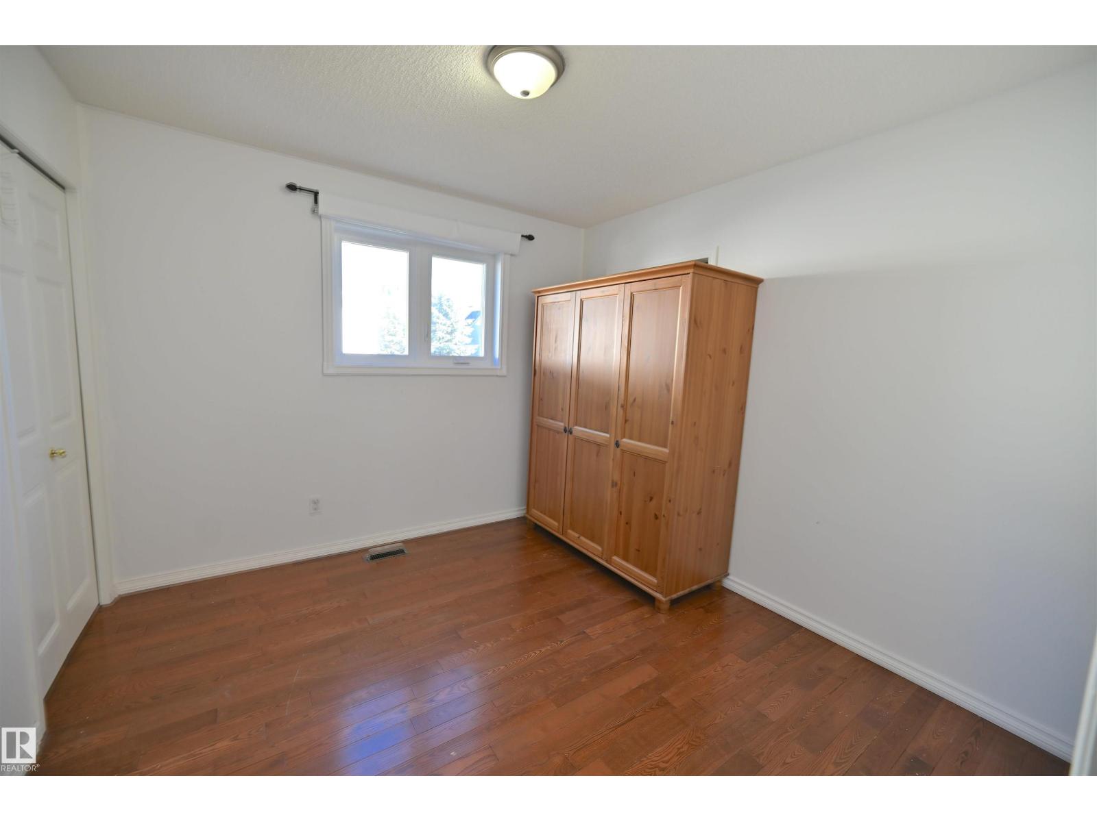 5304 155 Av Nw Property Photo 20