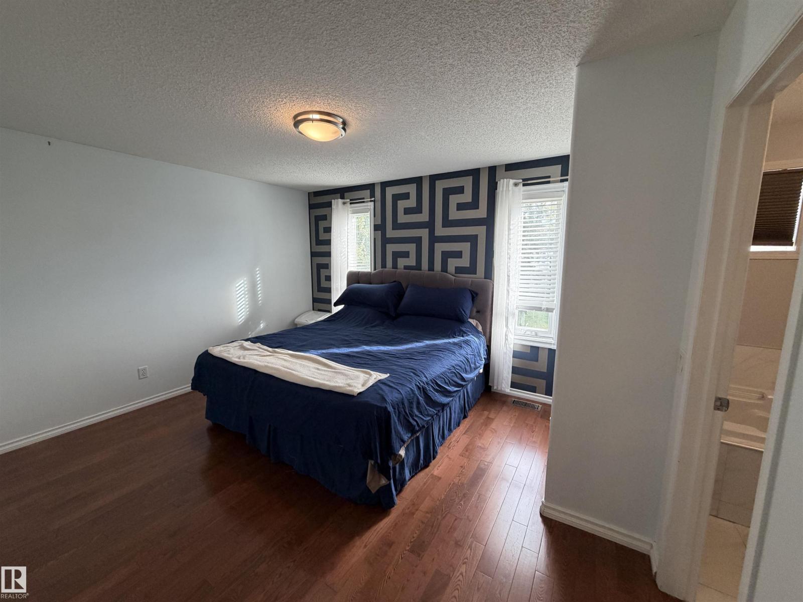 5304 155 Av Nw Property Photo 22