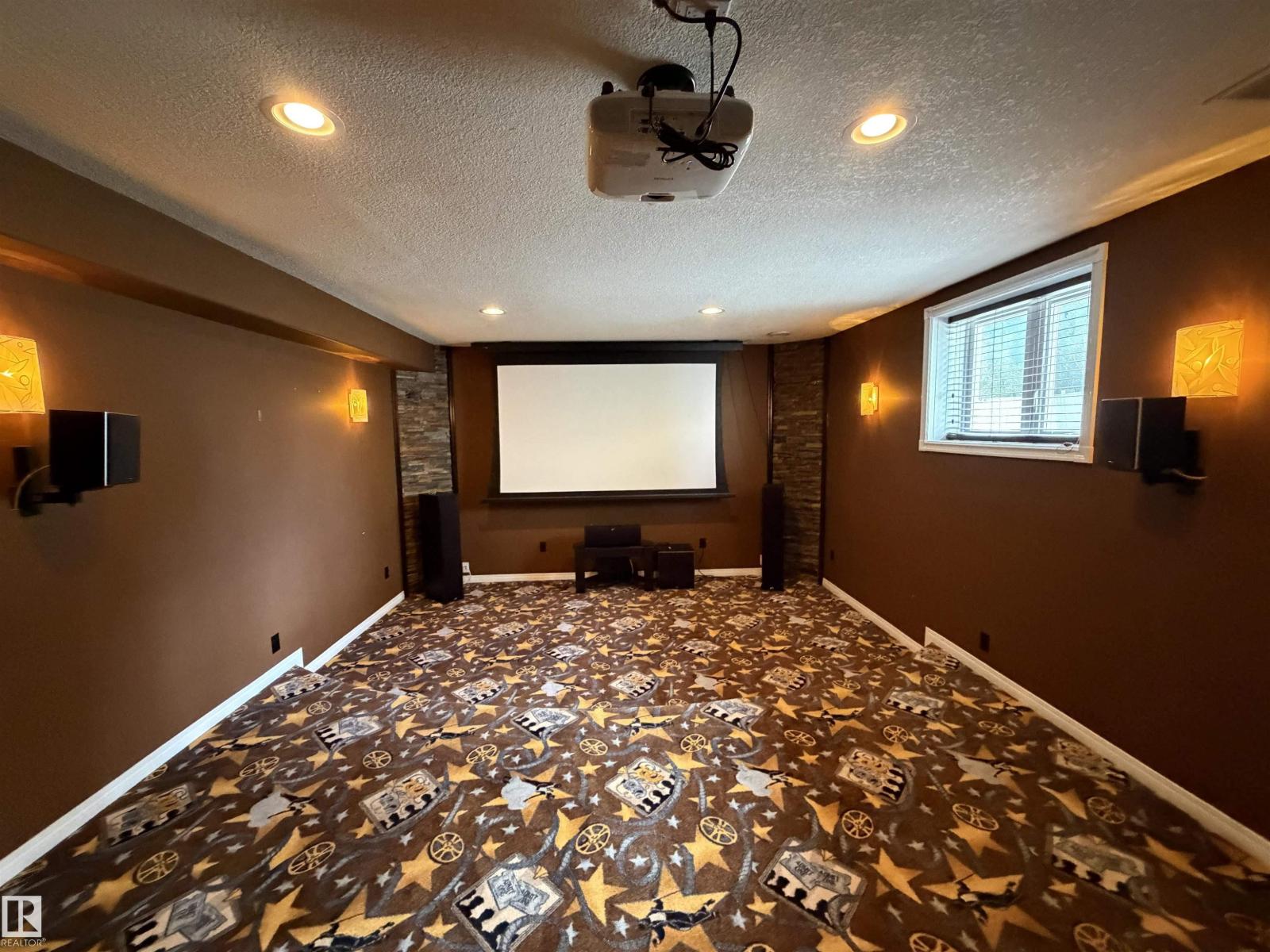 5304 155 Av Nw Property Photo 33
