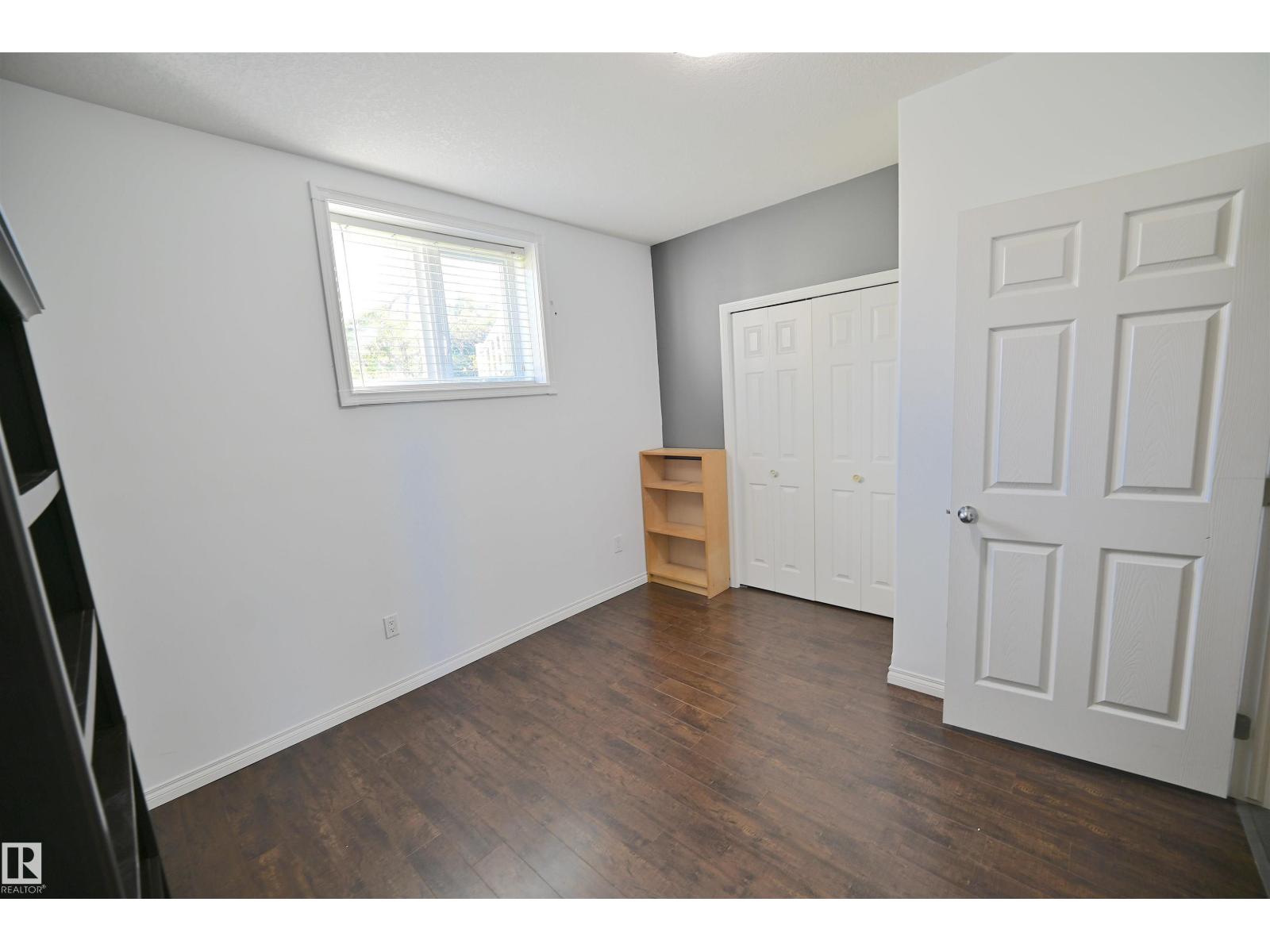 5304 155 Av Nw Property Photo 45