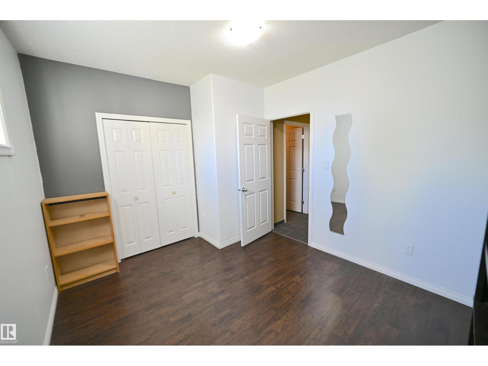 5304 155 Av Nw Property Photo 46