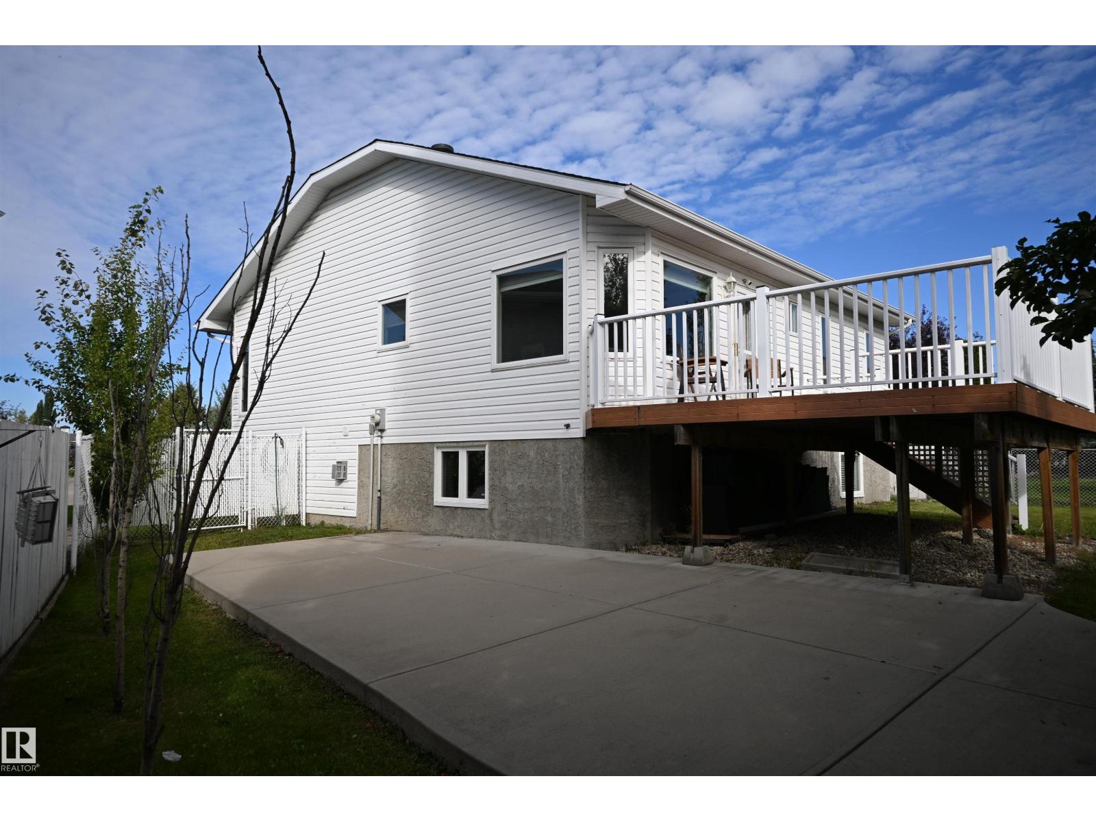 5304 155 Av Nw Property Photo 47