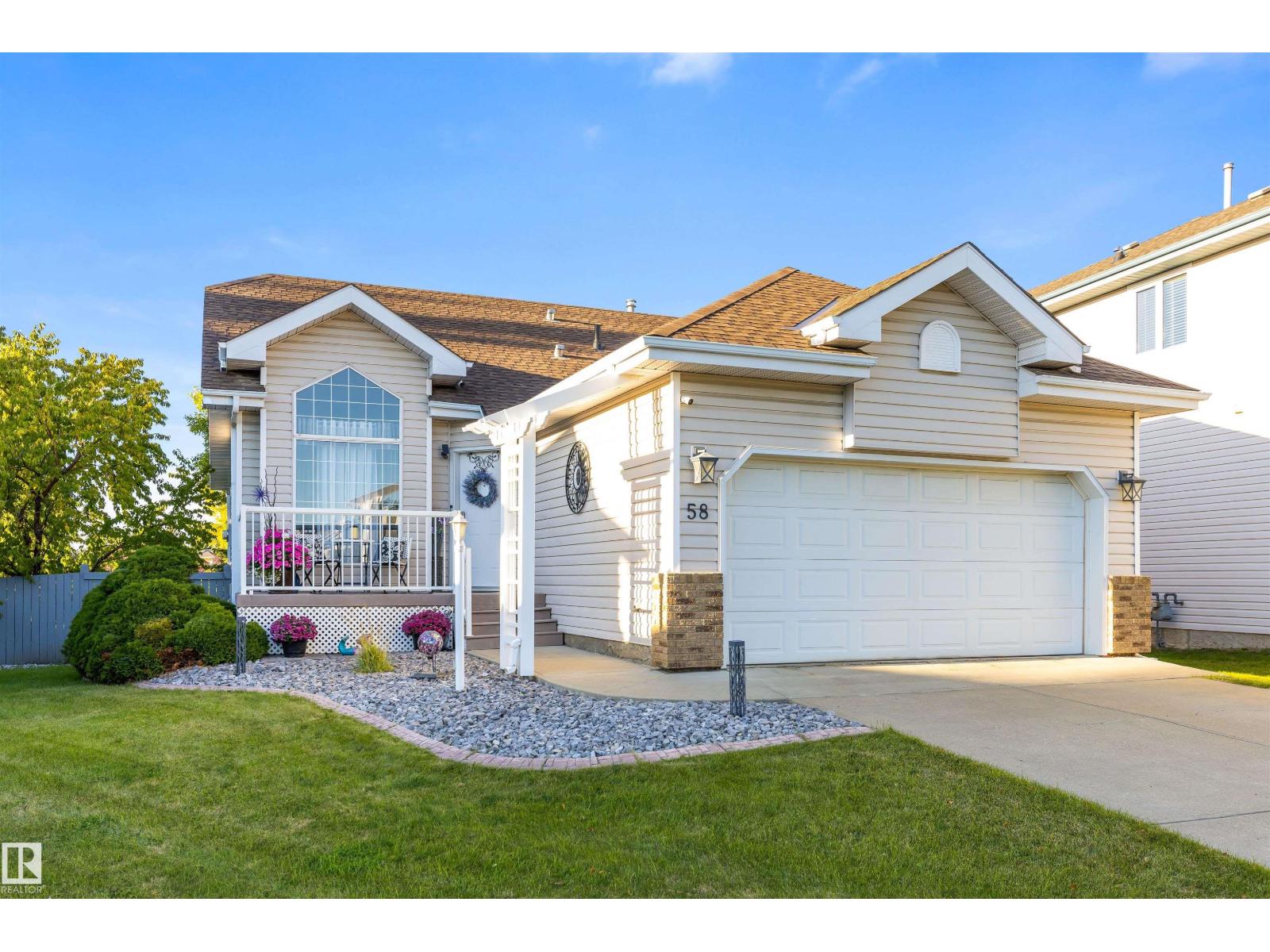 58 HARCOURT CR