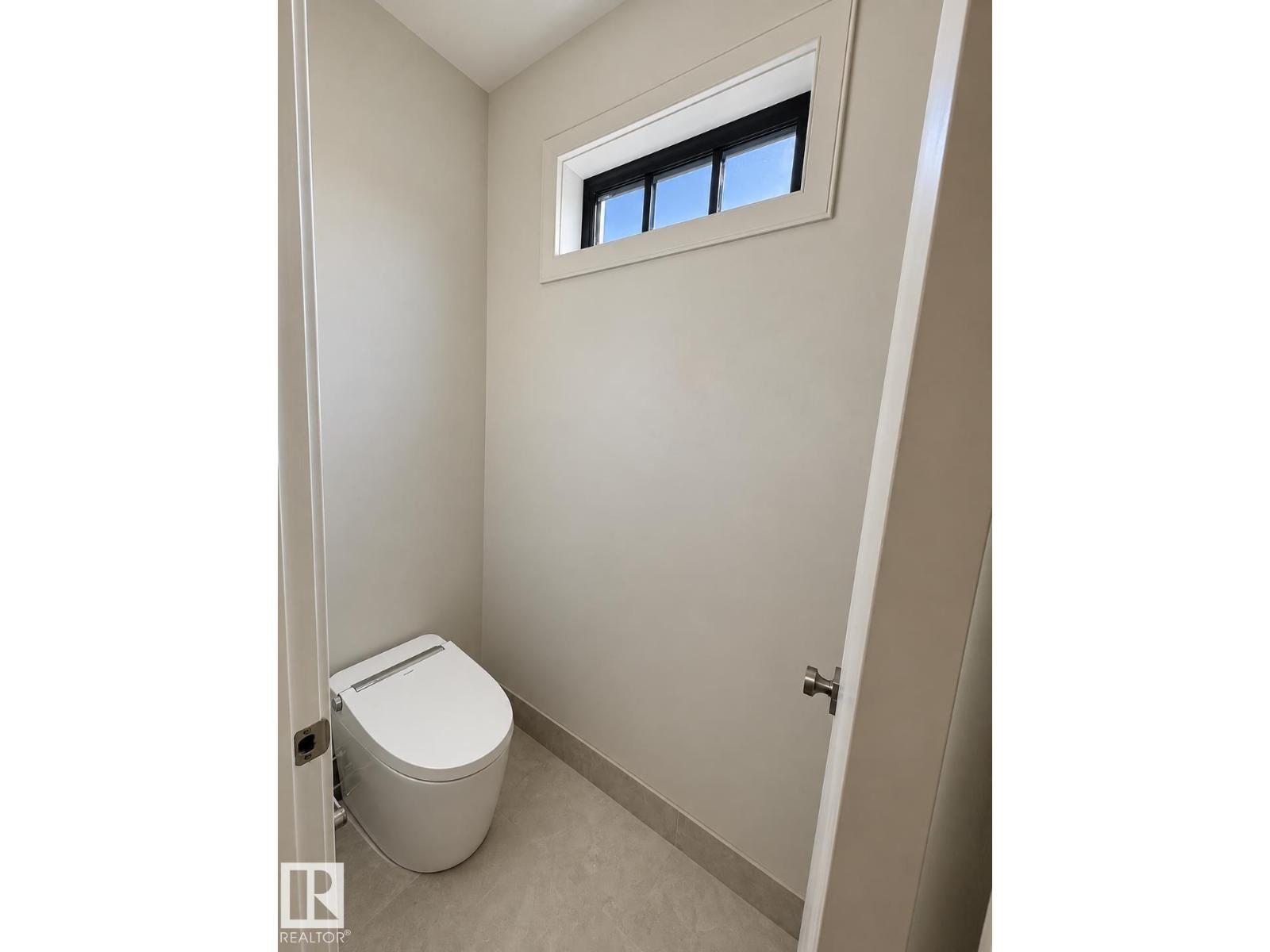 9243 148 St Nw Property Photo 30