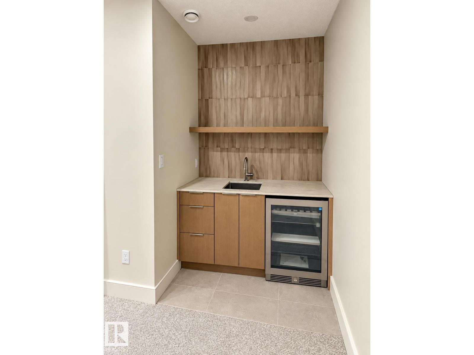 9243 148 St Nw Property Photo 42