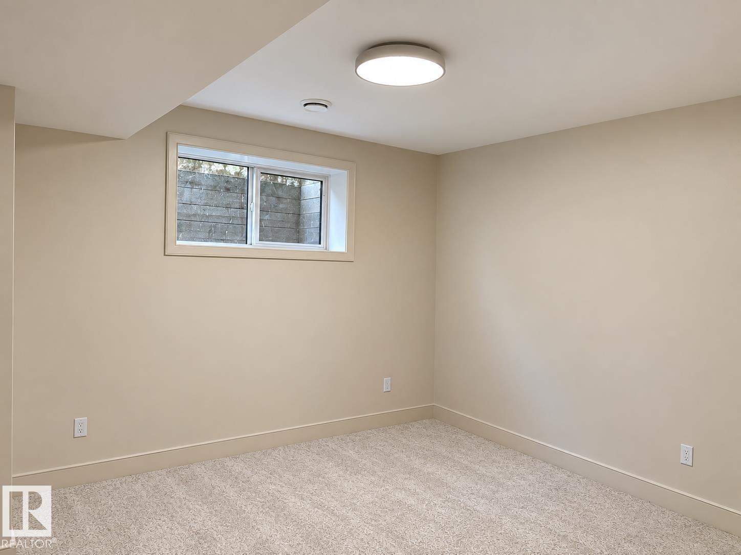 9243 148 St Nw Property Photo 43