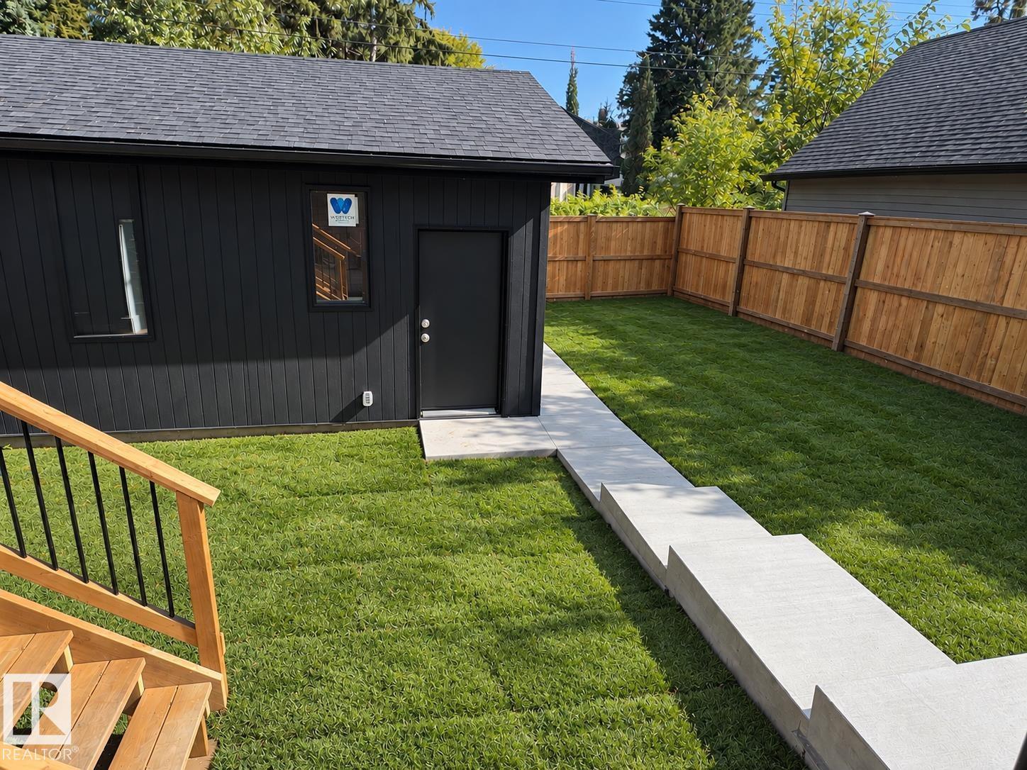 9243 148 St Nw Property Photo 46