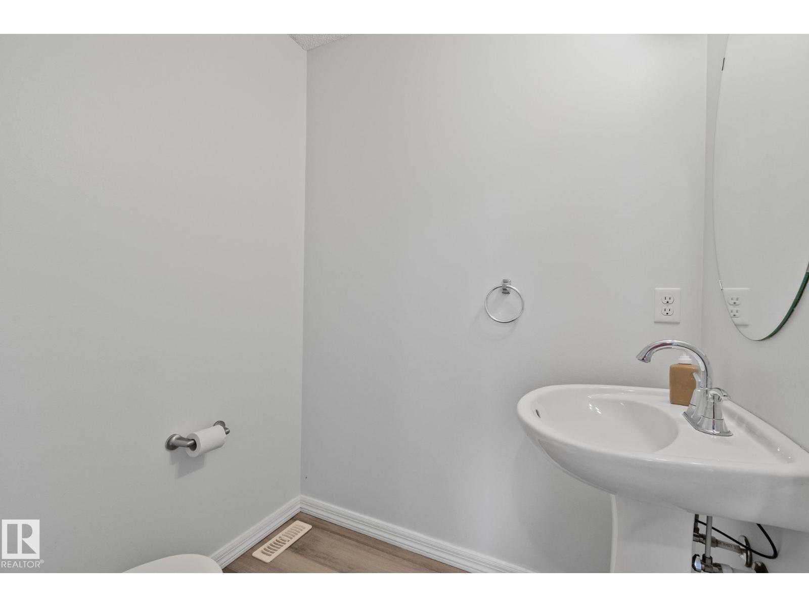 #20 5101 Soleil Bv Property Photo 12
