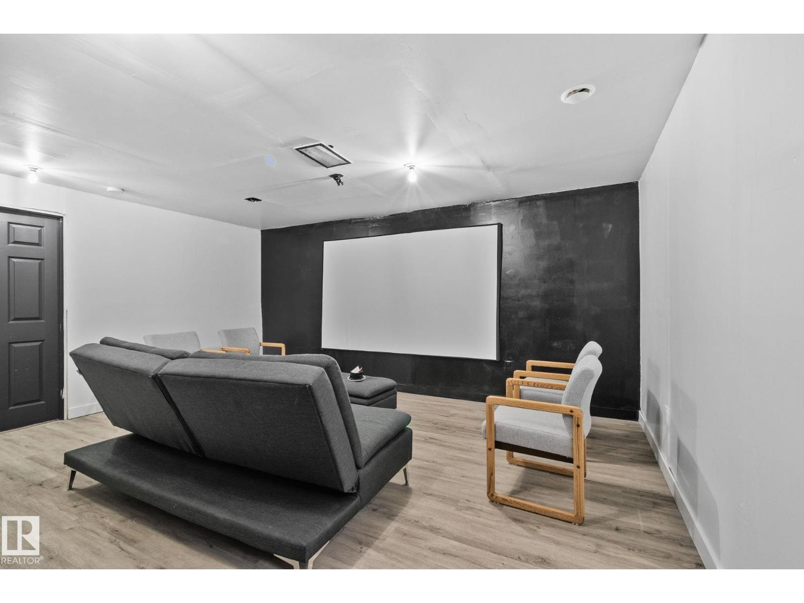#20 5101 Soleil Bv Property Photo 27