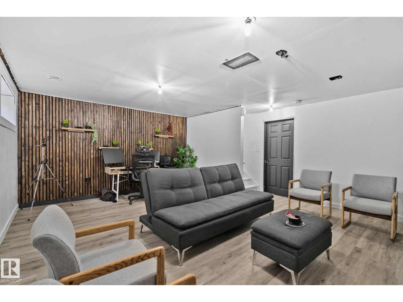 #20 5101 Soleil Bv Property Photo 29