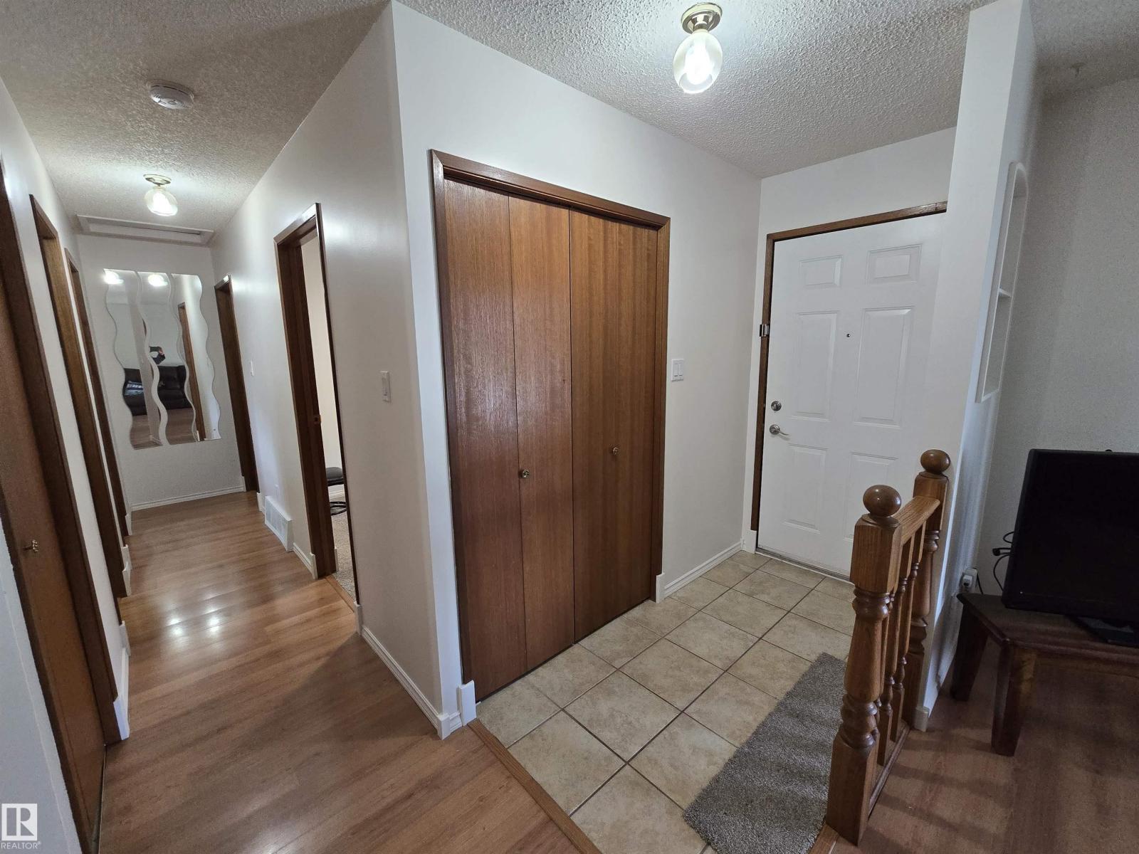 9831 188 St Nw Property Photo 3