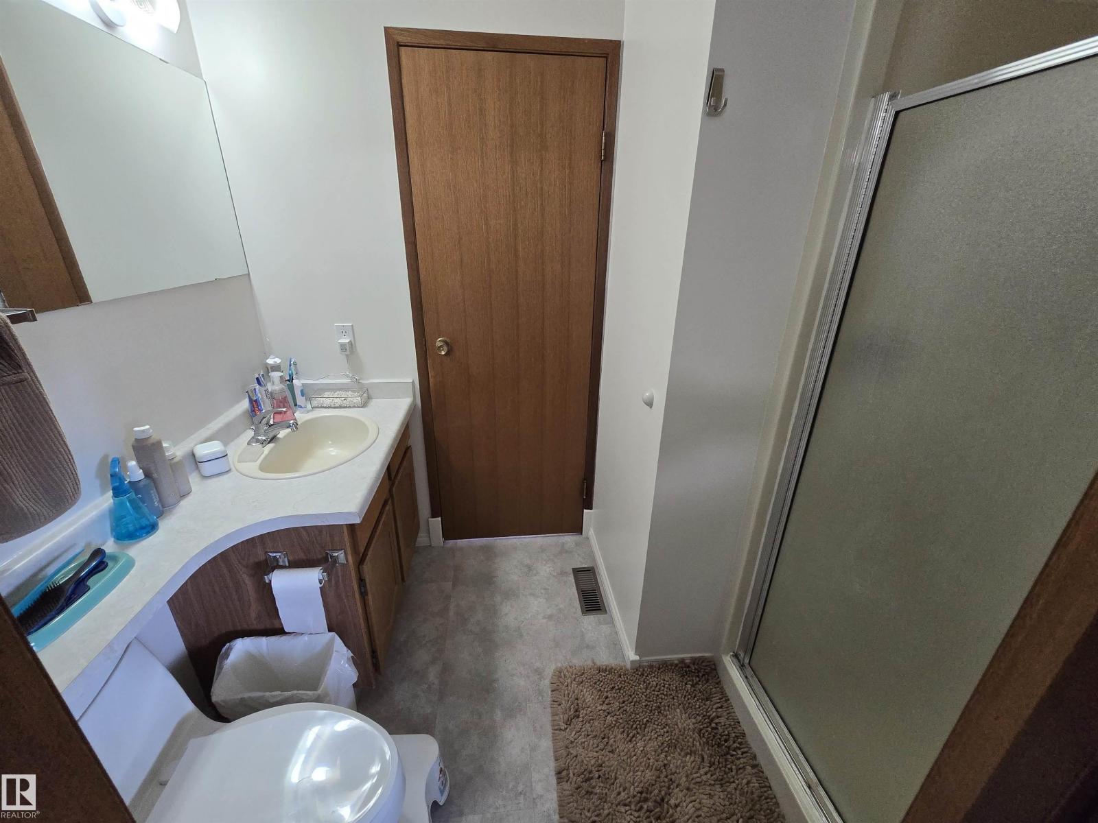 9831 188 St Nw Property Photo 17