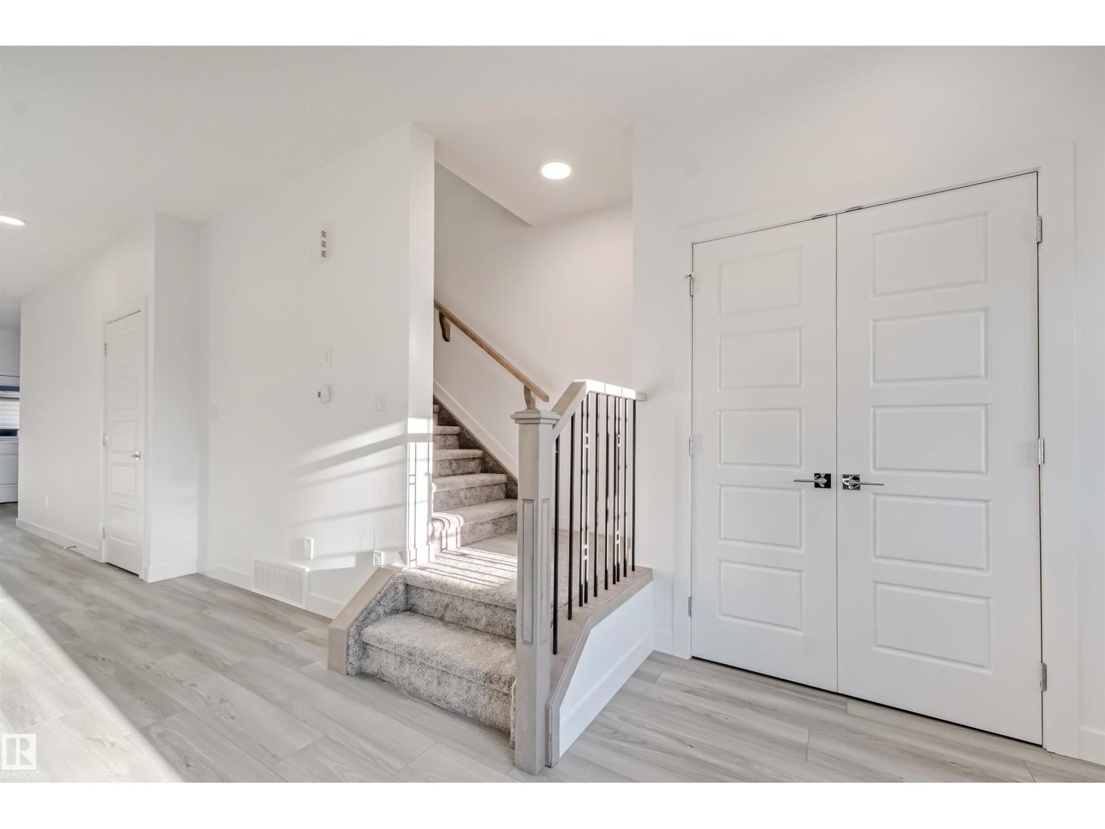 1515 211 Street Nw Property Photo 7
