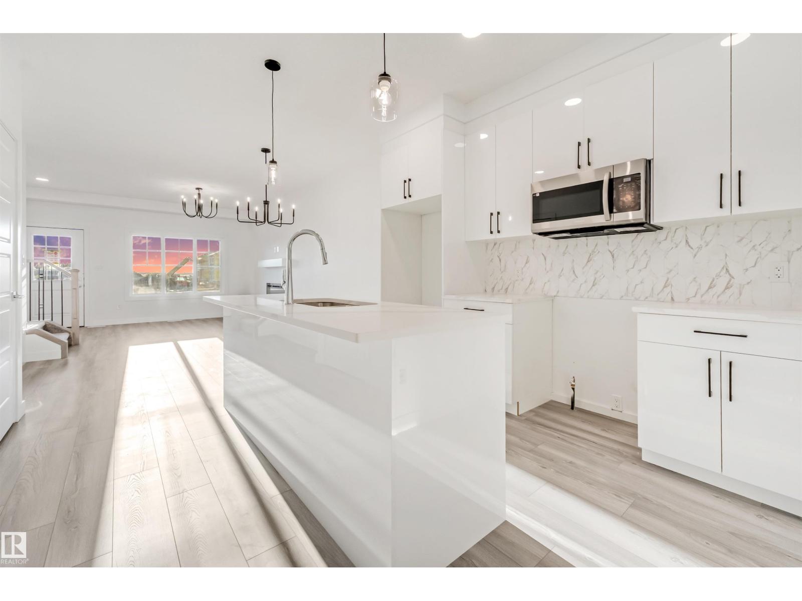 1515 211 Street Nw Property Photo 9