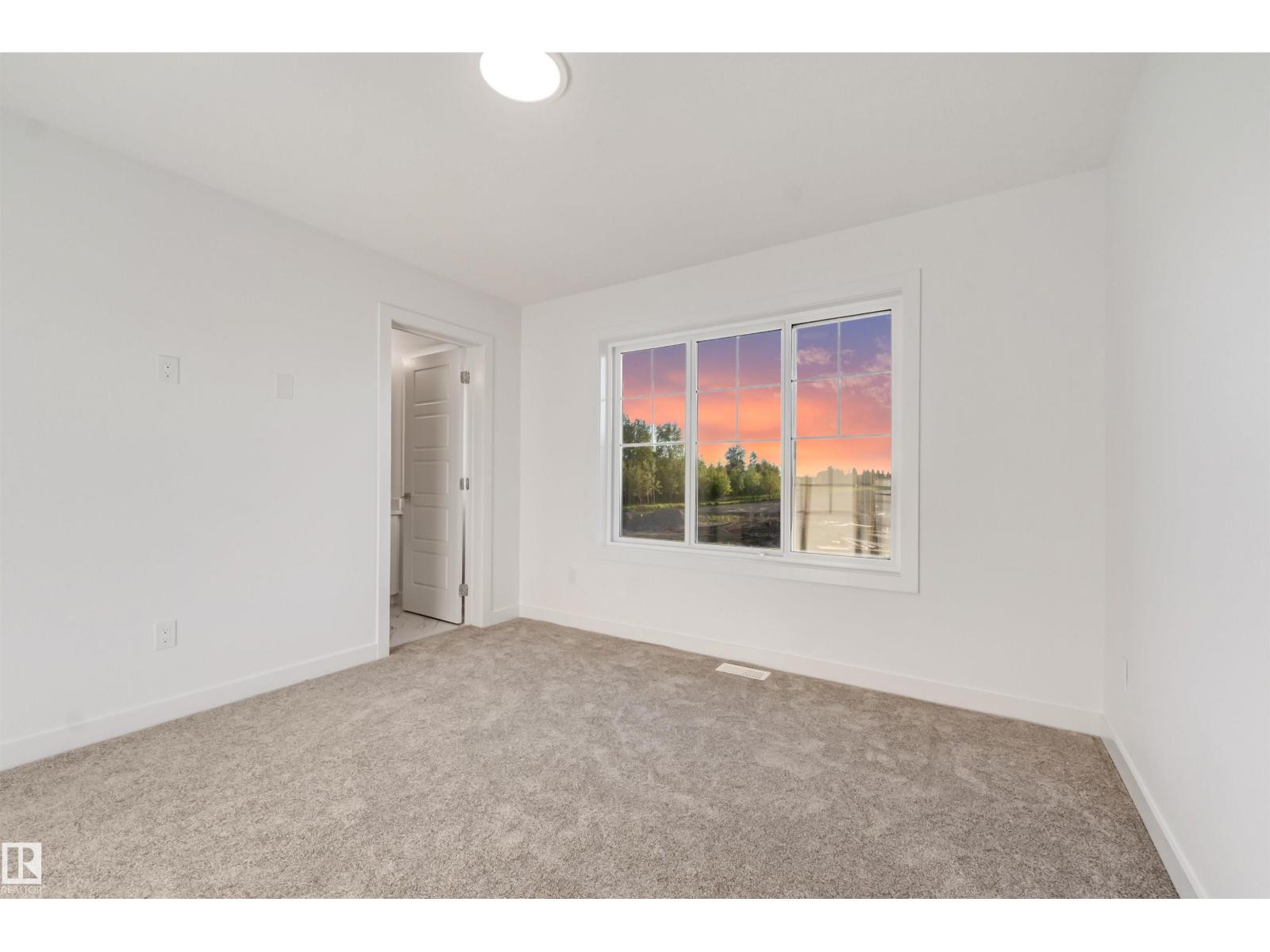 1515 211 Street Nw Property Photo 20