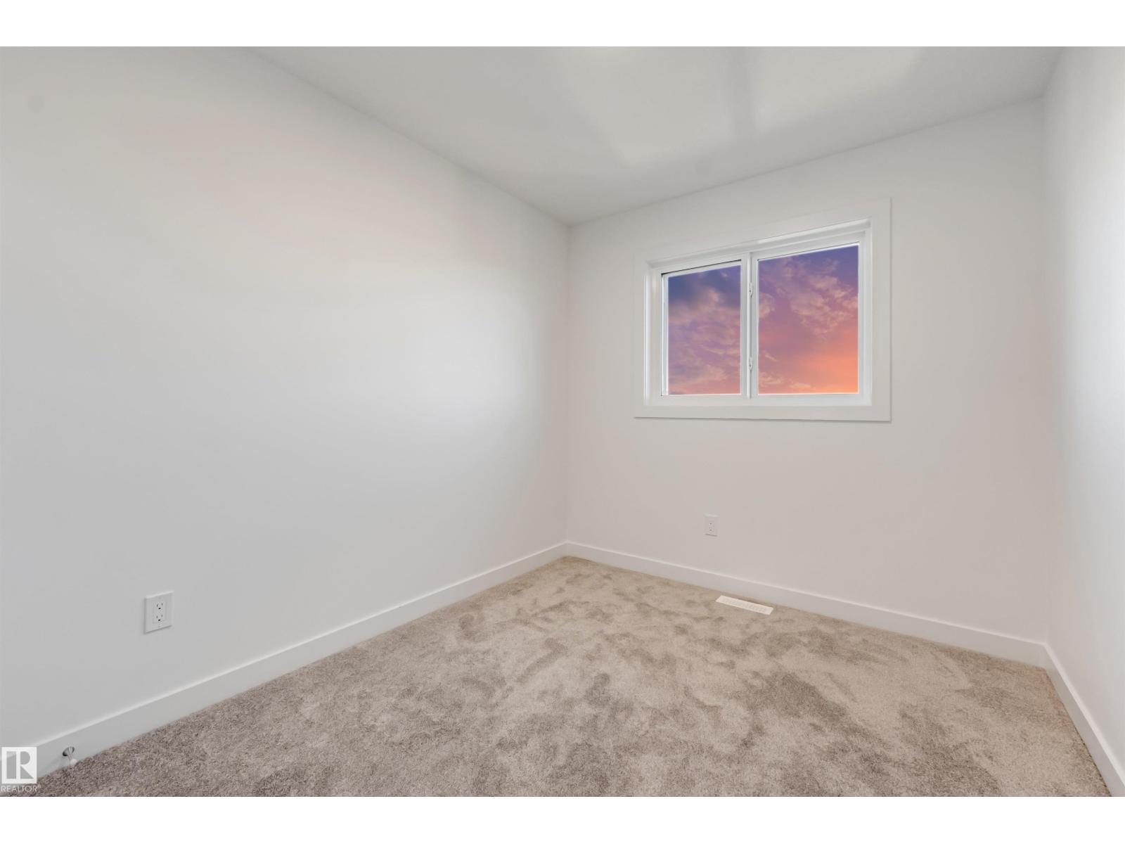 1515 211 Street Nw Property Photo 25
