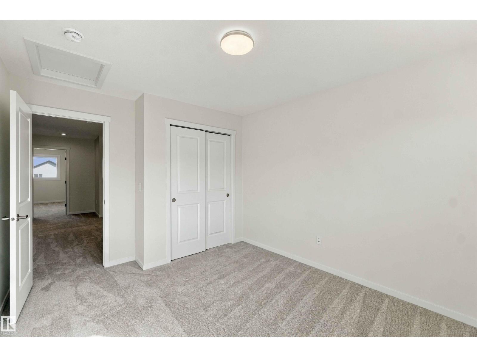 1242 Mcleod Av Property Photo 32