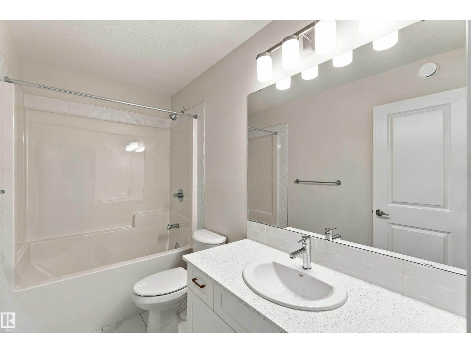 1242 Mcleod Av Property Photo 33