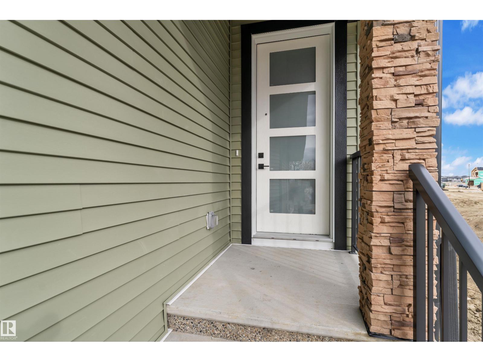 3190 Granville Dr Nw Nw Property Photo 2