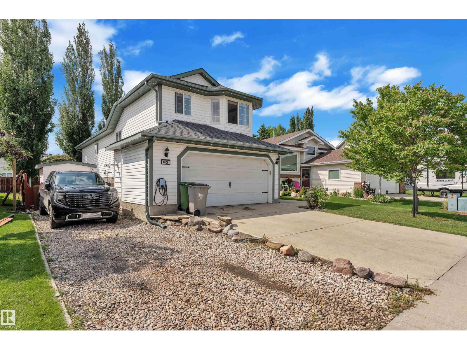 4006 53 St Property Photo 4
