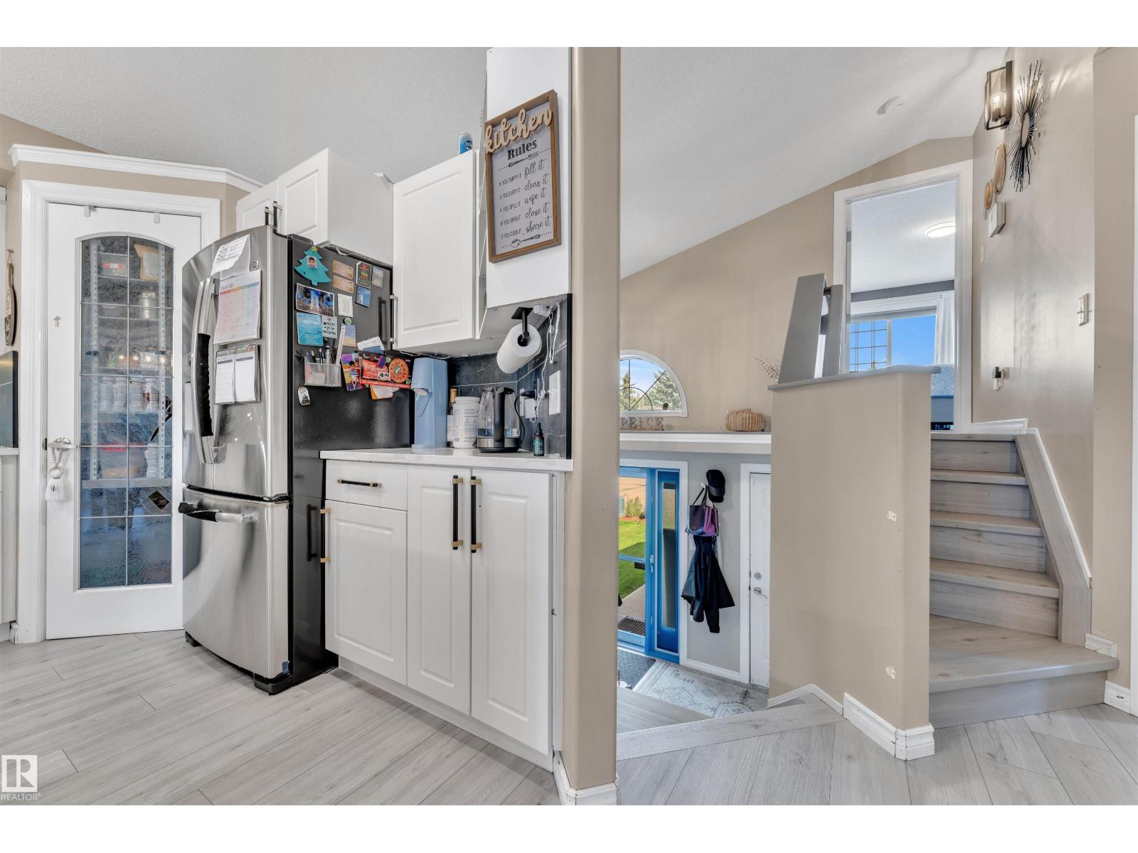 4006 53 St Property Photo 14