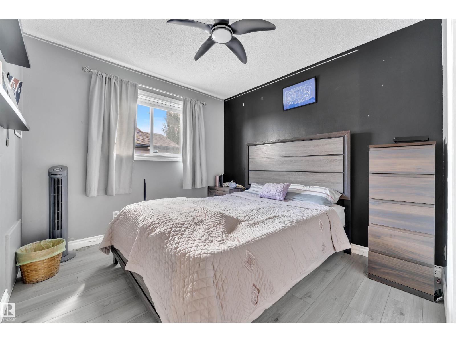 4006 53 St Property Photo 22