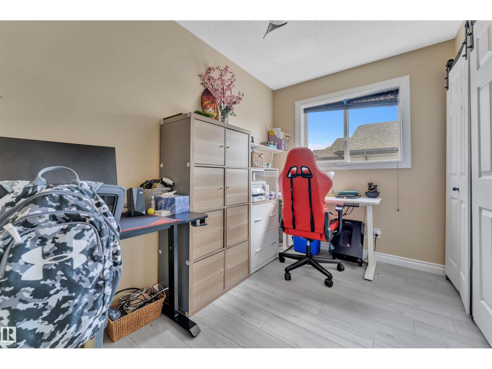 4006 53 St Property Photo 25