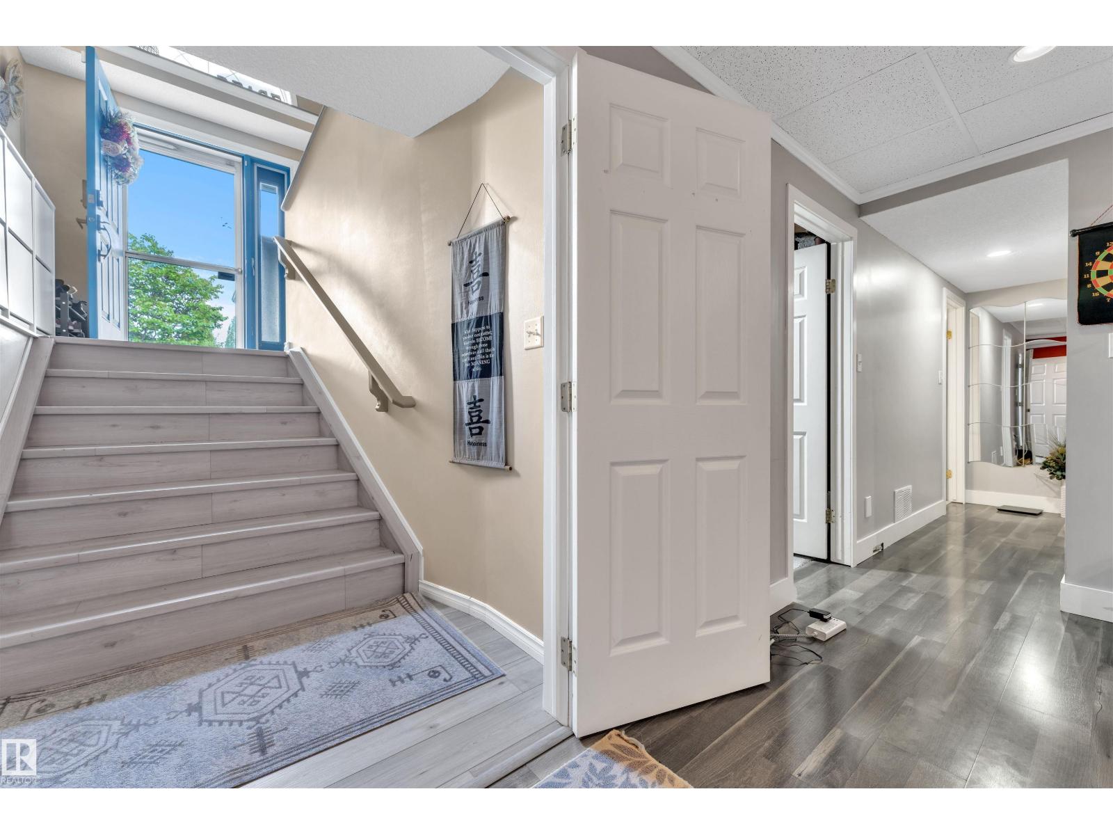 4006 53 St Property Photo 31