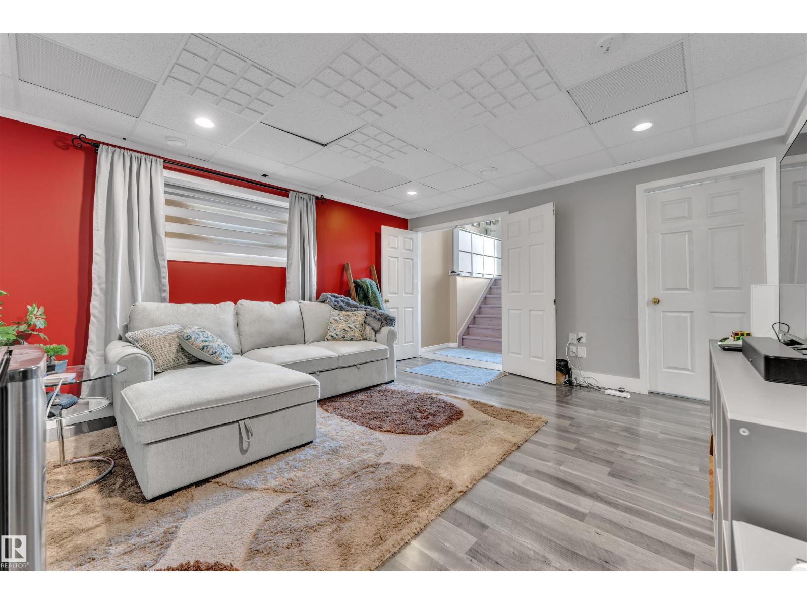 4006 53 St Property Photo 34