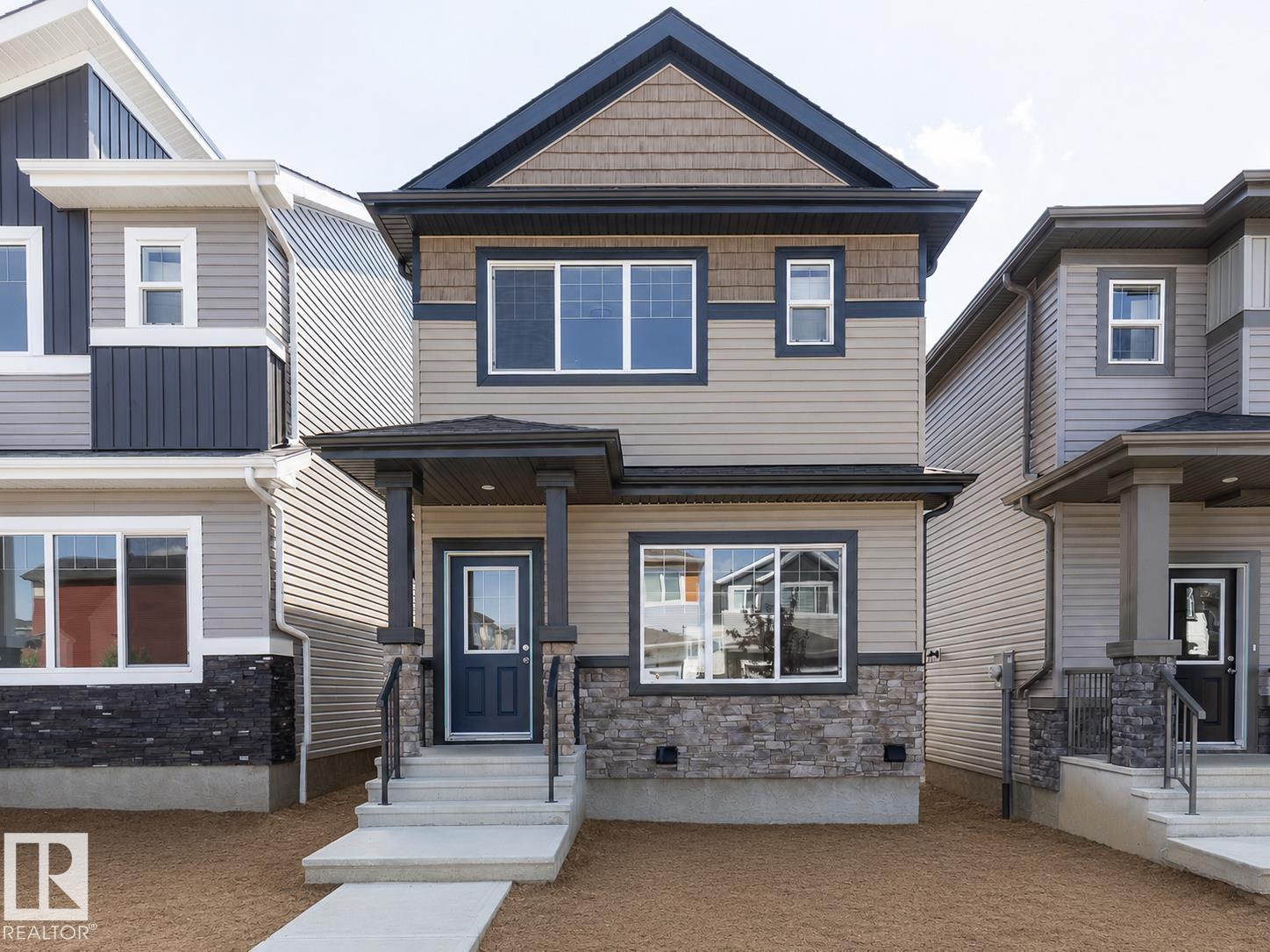 3611 TRIOMPHE BV Property Photo 1