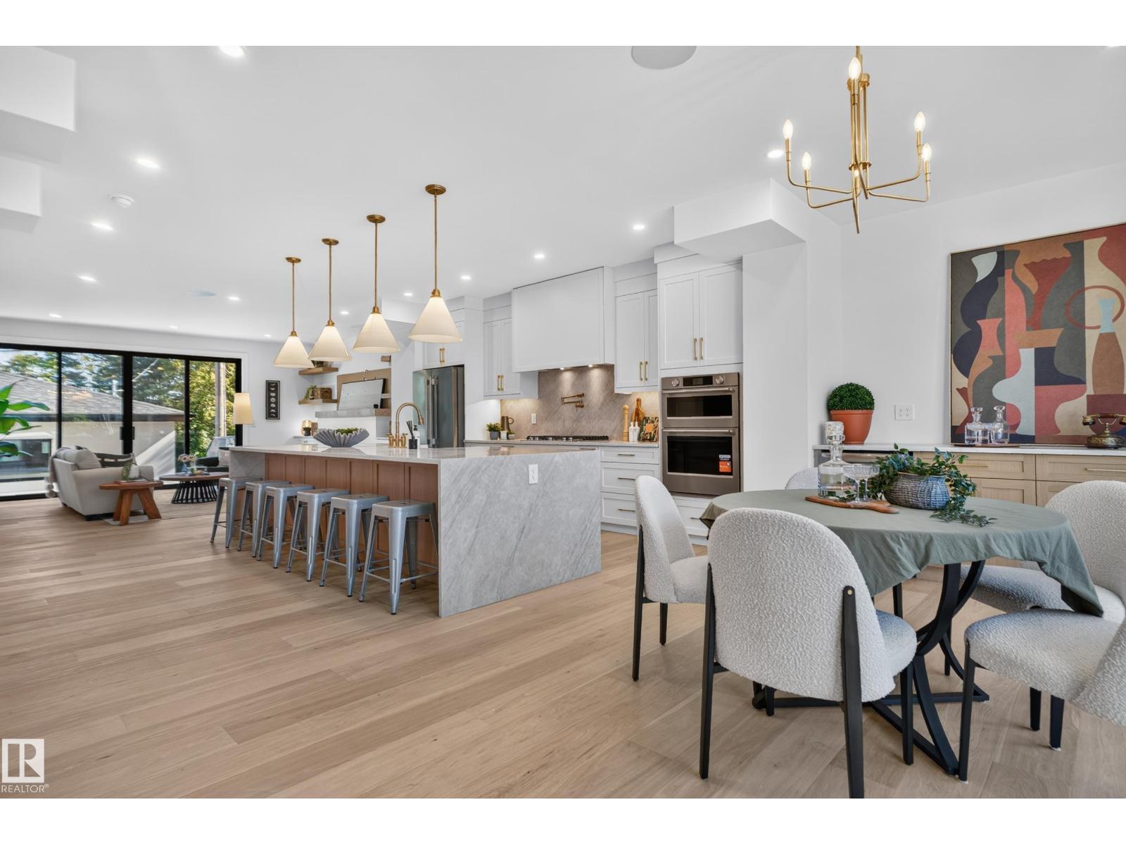 9615 99a St Nw Property Photo 6