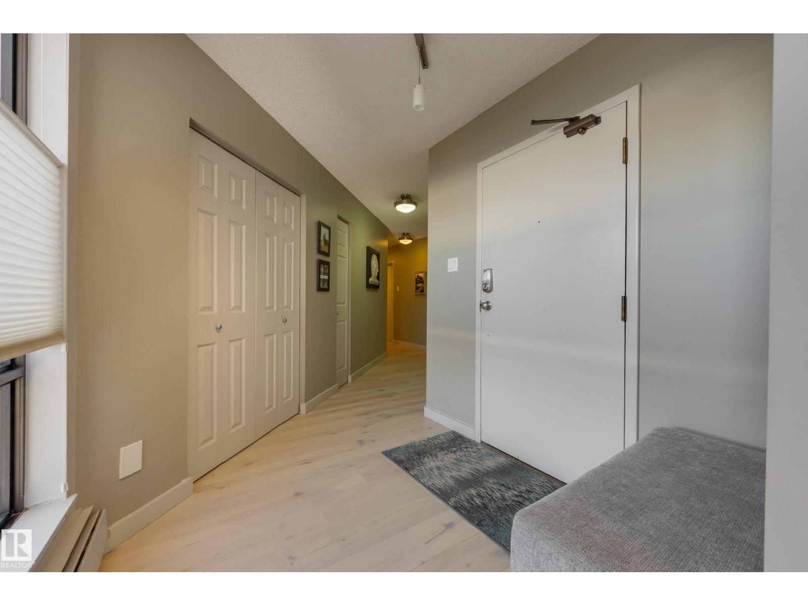 #7 9734 111 St Nw Property Photo 32