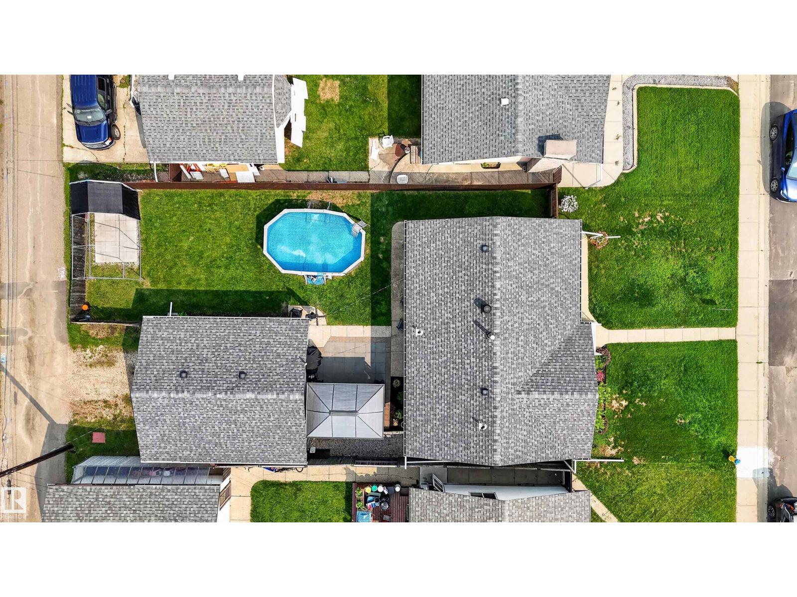 16046 95 Av Nw Property Photo 49