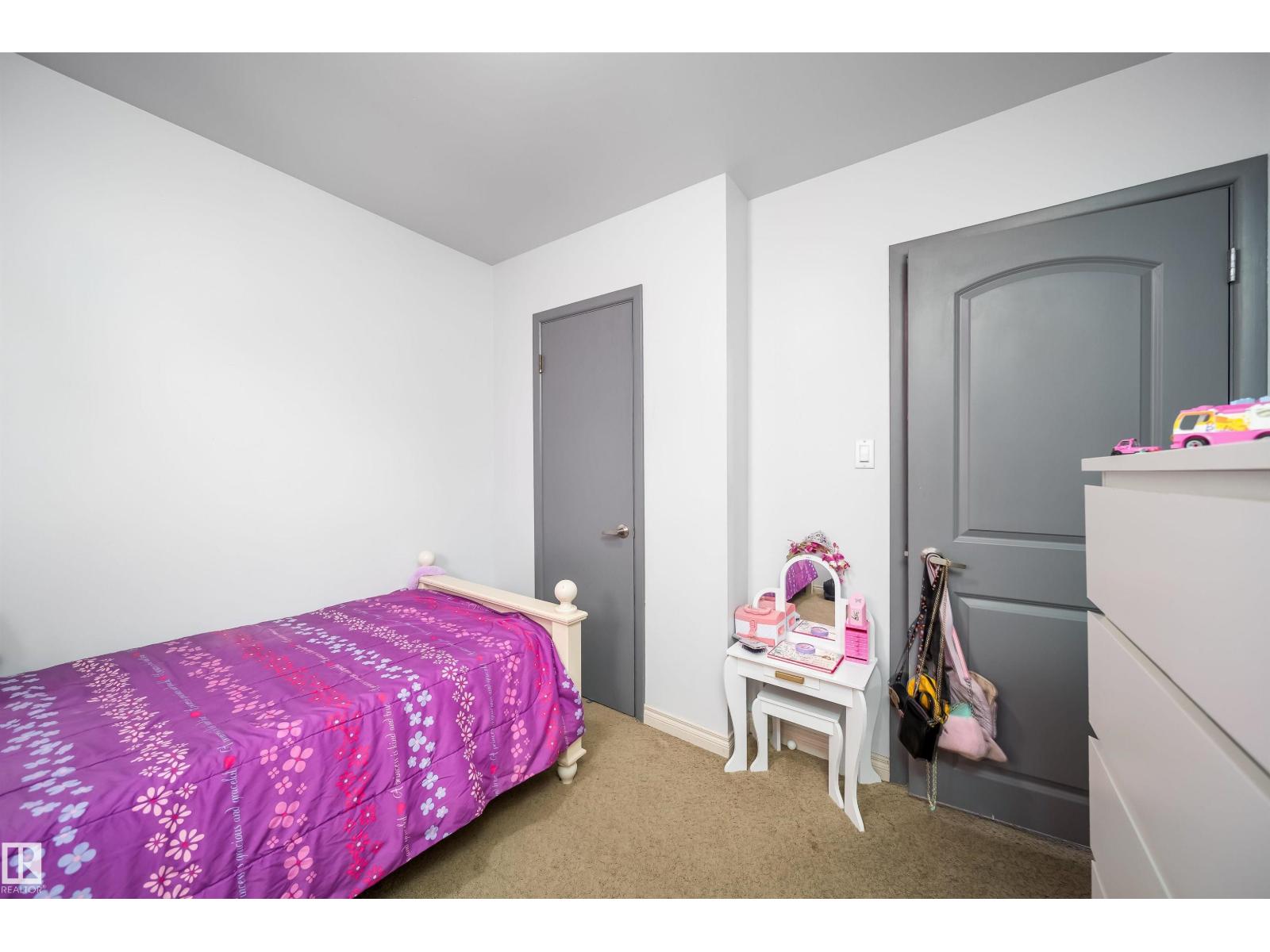 10245 160 St Nw Property Photo 22