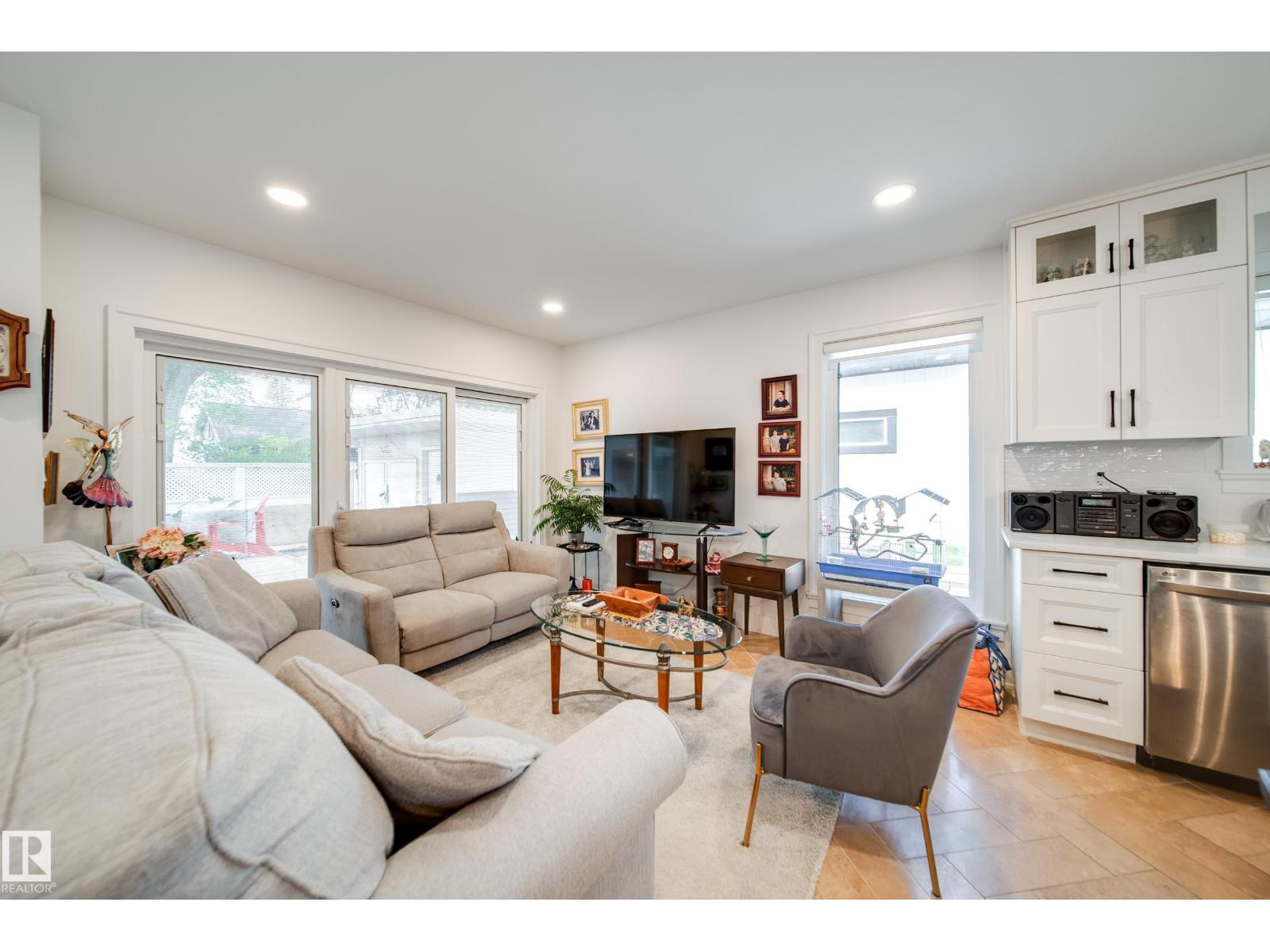 5310 Ada Bv Nw Property Photo 18