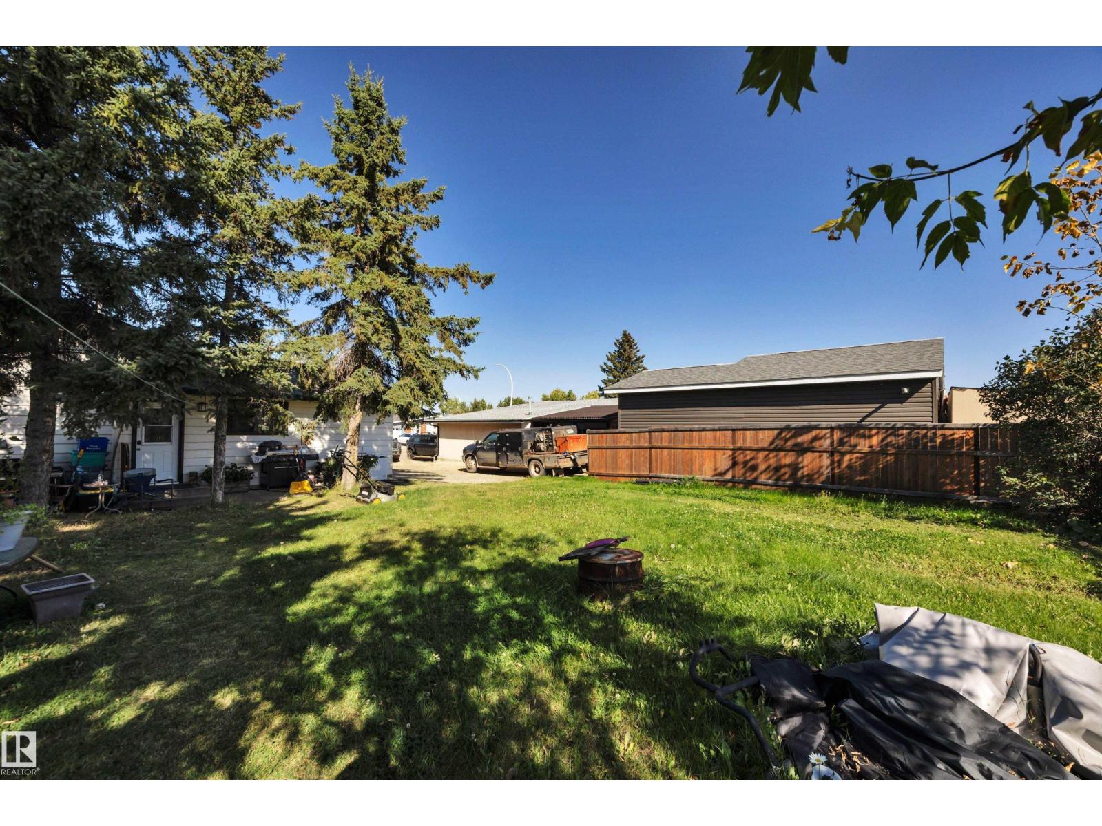 4205 37 Av Property Photo 20