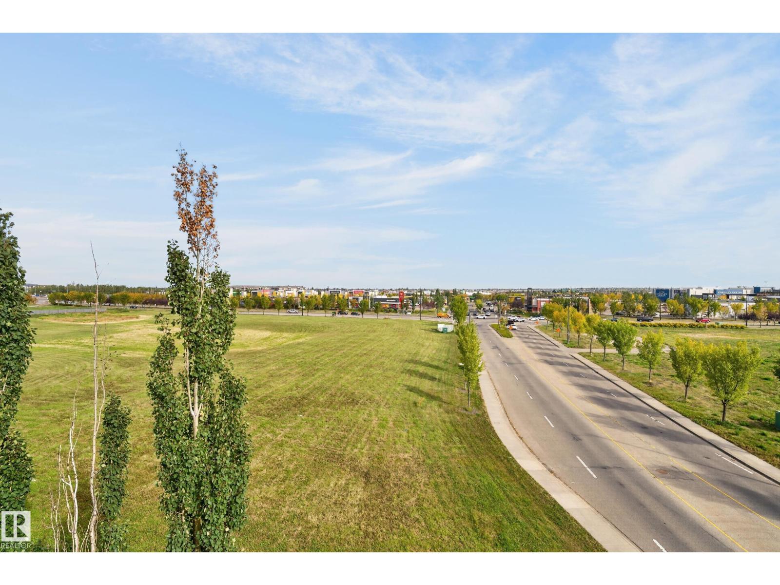 #411 304 Ambleside Link Li Sw Property Photo 10