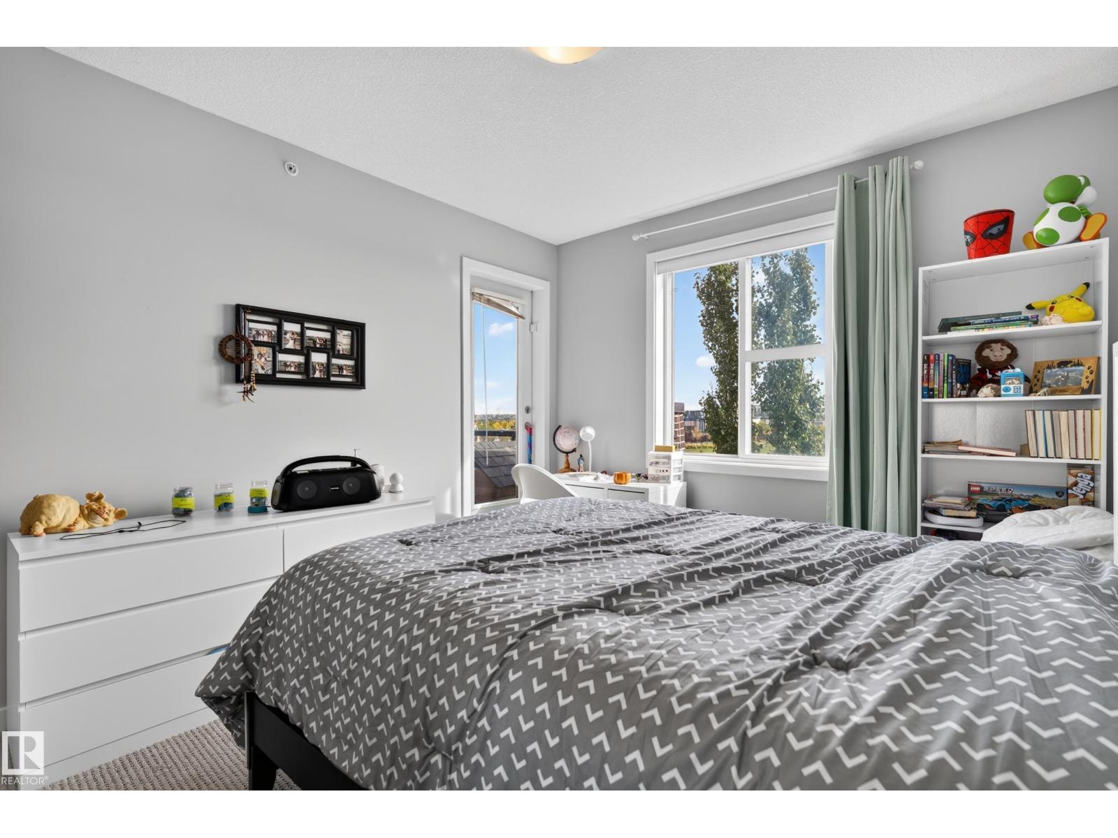 #411 304 Ambleside Link Li Sw Property Photo 30