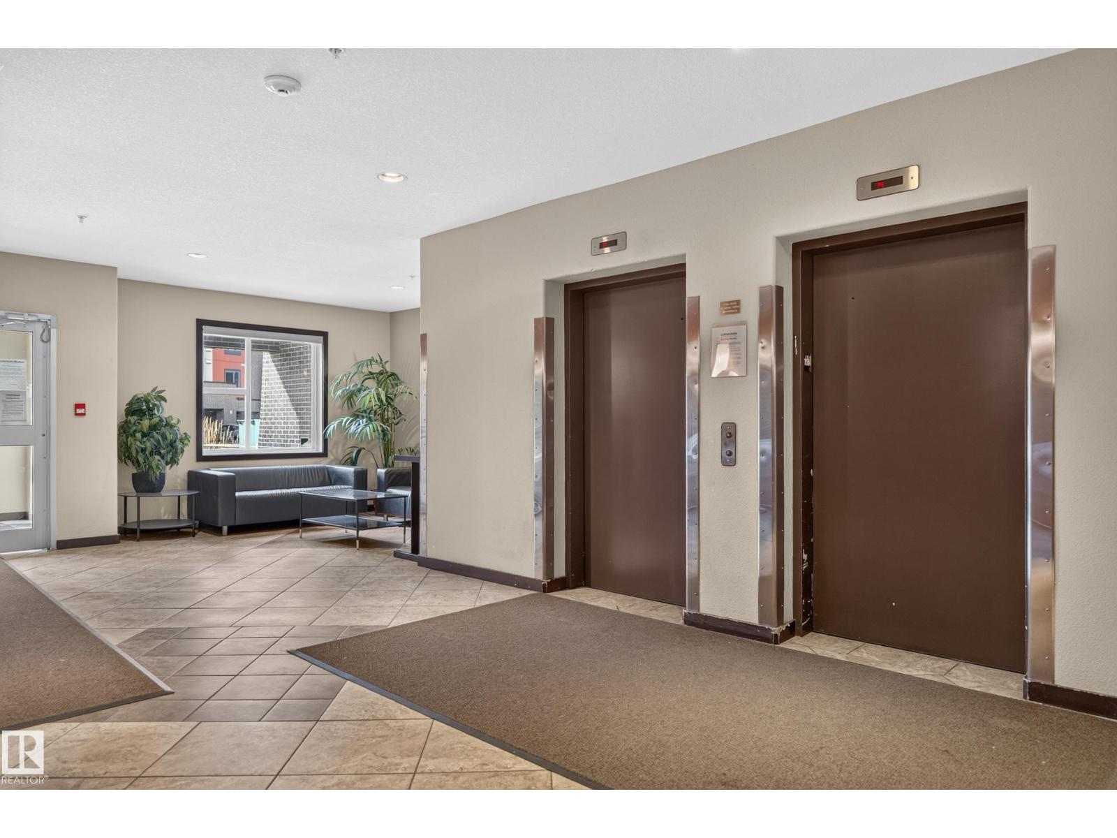 #411 304 Ambleside Link Li Sw Property Photo 37