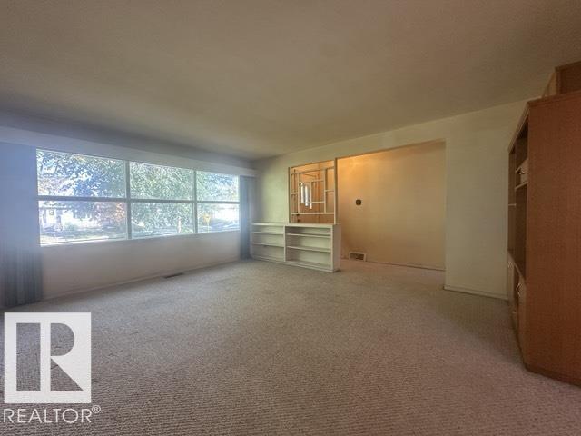 11622 133 St Nw Property Photo 3