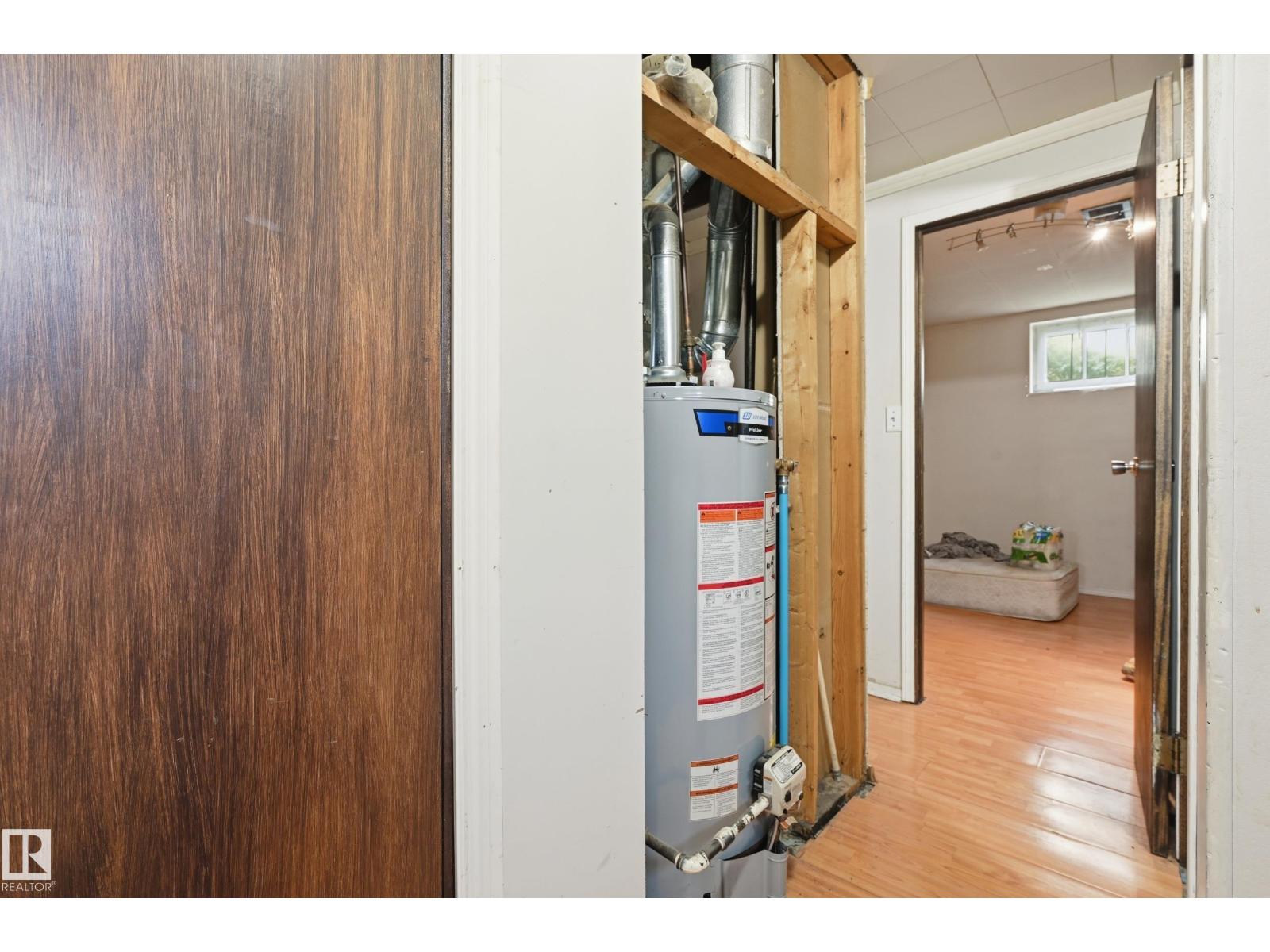 11622 133 St Nw Property Photo 17