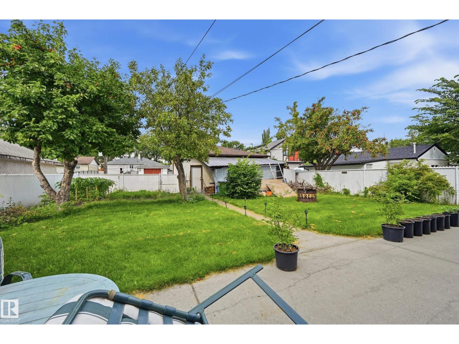 11622 133 St Nw Property Photo 21