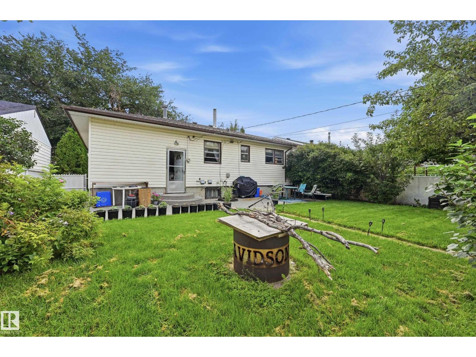 11622 133 St Nw Property Photo 22