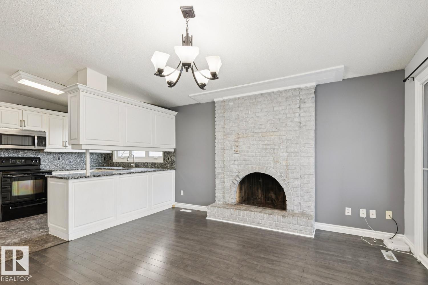 9312 151 Av Nw Property Photo 18