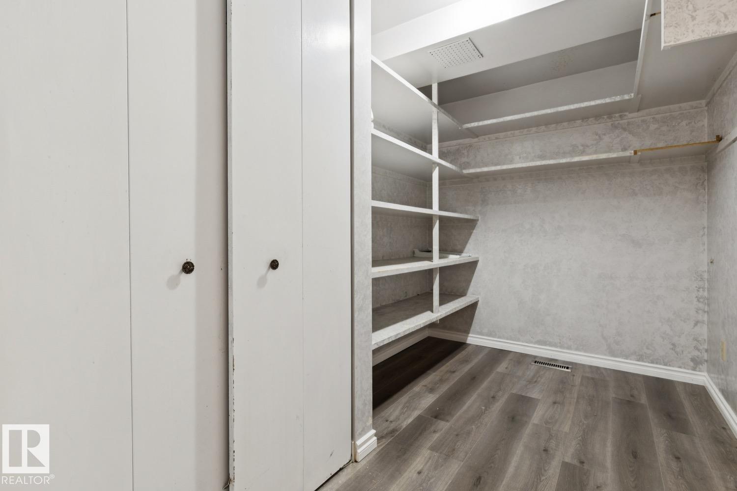 9312 151 Av Nw Property Photo 33