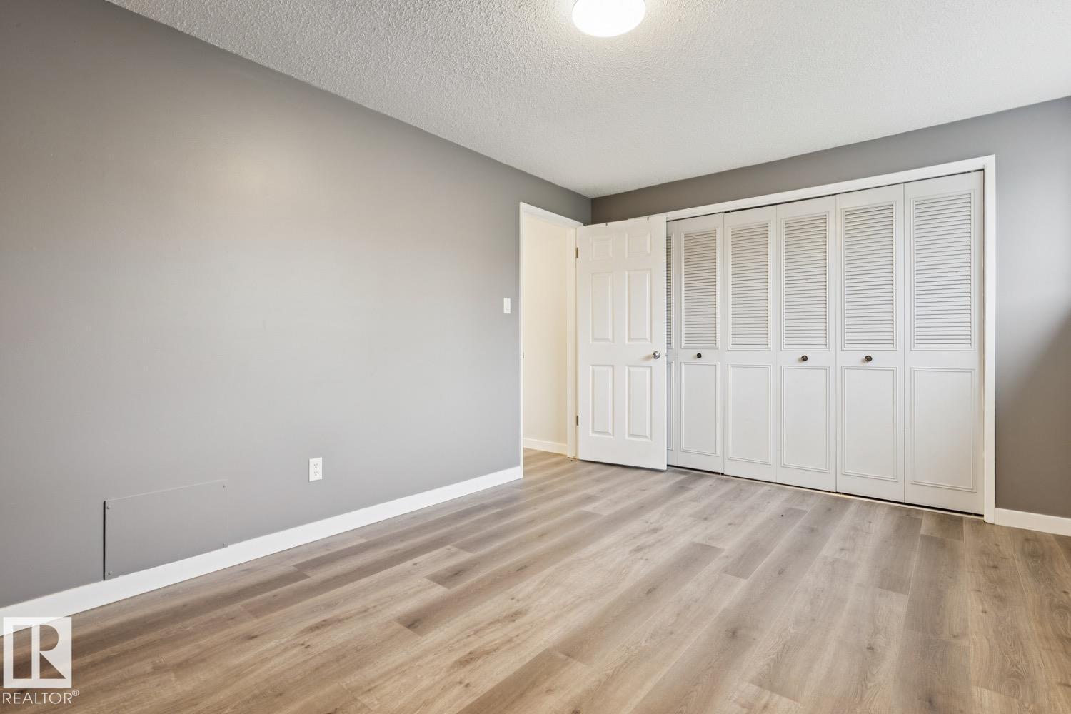 9312 151 Av Nw Property Photo 38