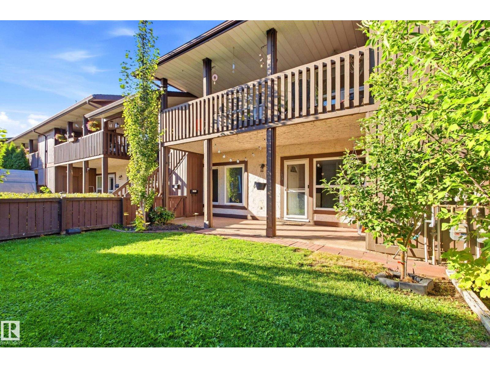 258 Surrey Gardens Nw Property Photo 1