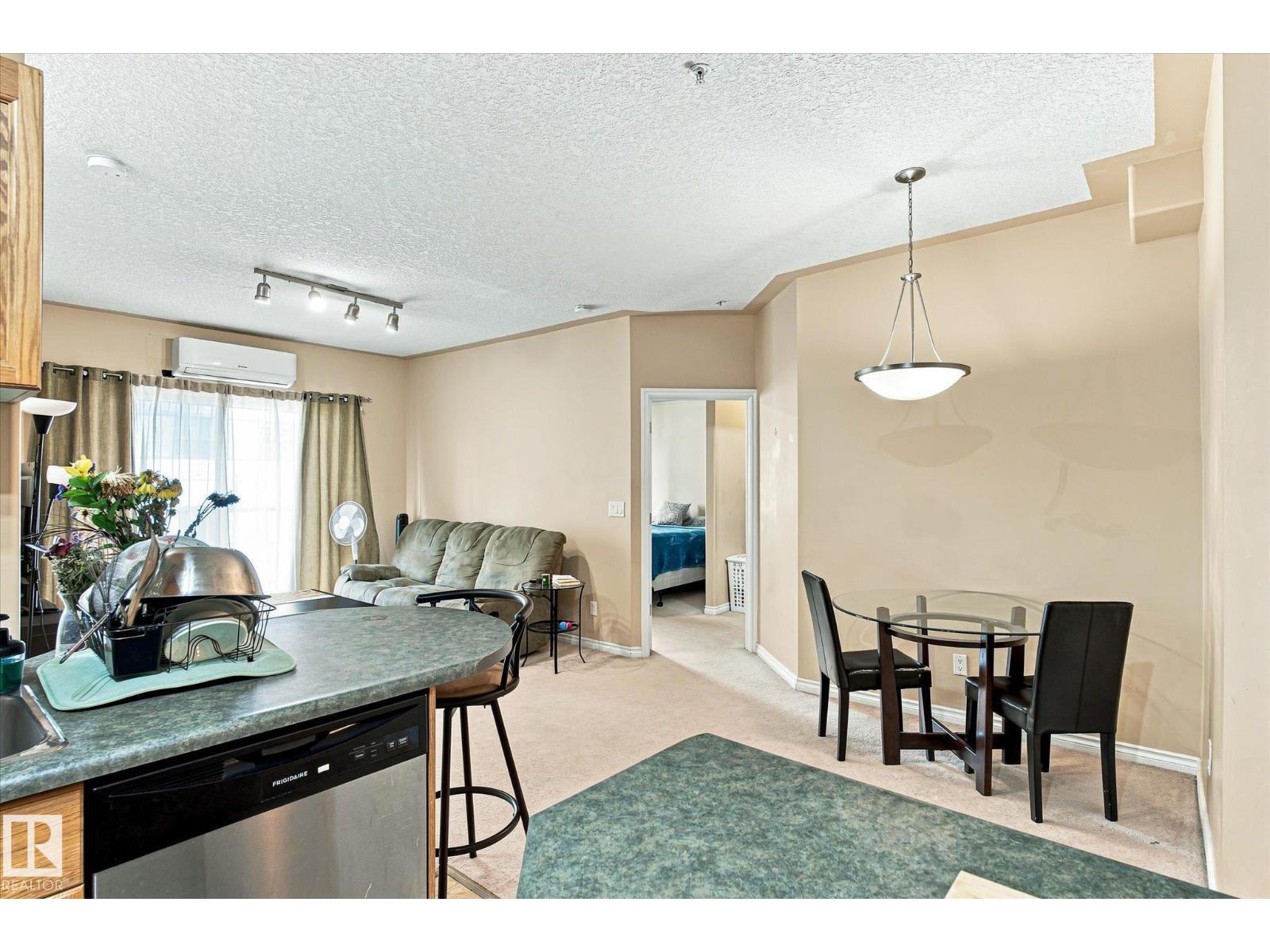 #403 10046 110 St Nw Property Photo 14